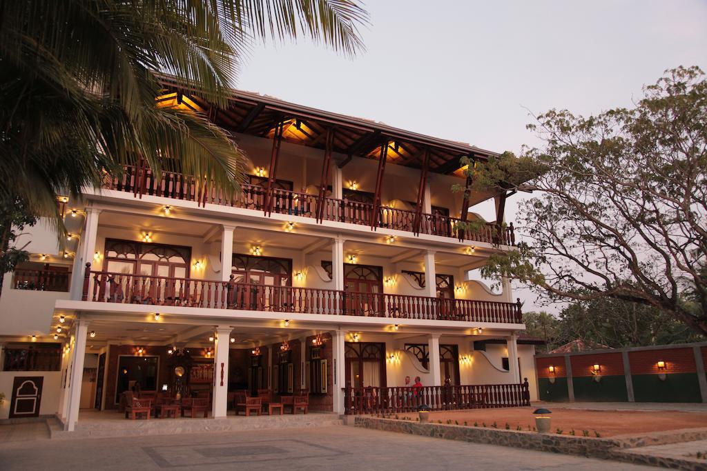 Wunderbar Beach Hotel Bentota Exteriér fotografie